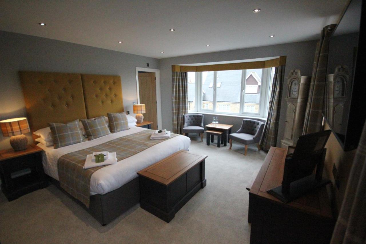 The Sunningdale Hotel Bamburgh Eksteriør billede