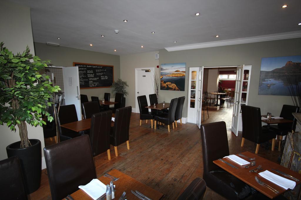The Sunningdale Hotel Bamburgh Eksteriør billede
