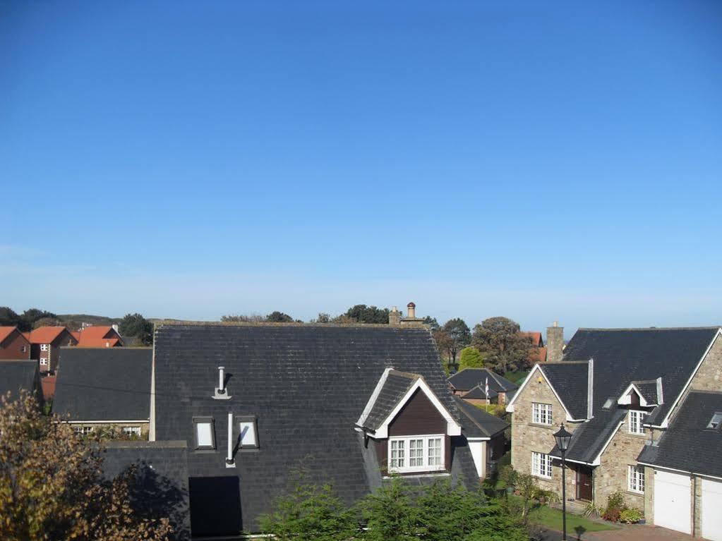 The Sunningdale Hotel Bamburgh Eksteriør billede